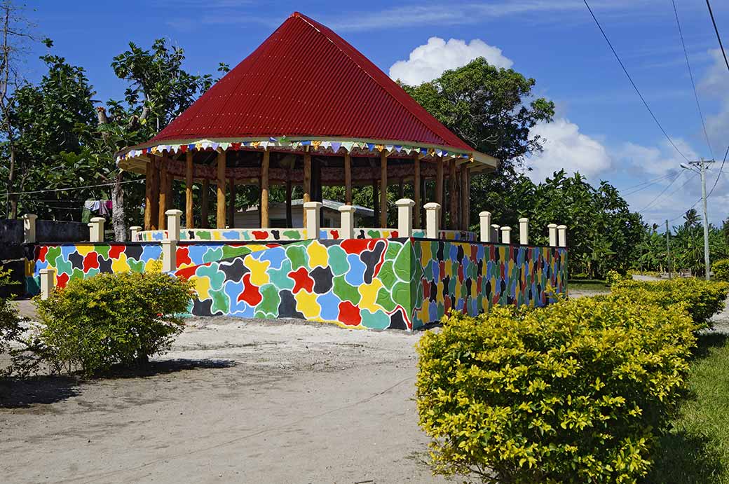 Large fale in Faleu