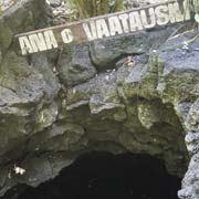 Vaatausili Cave