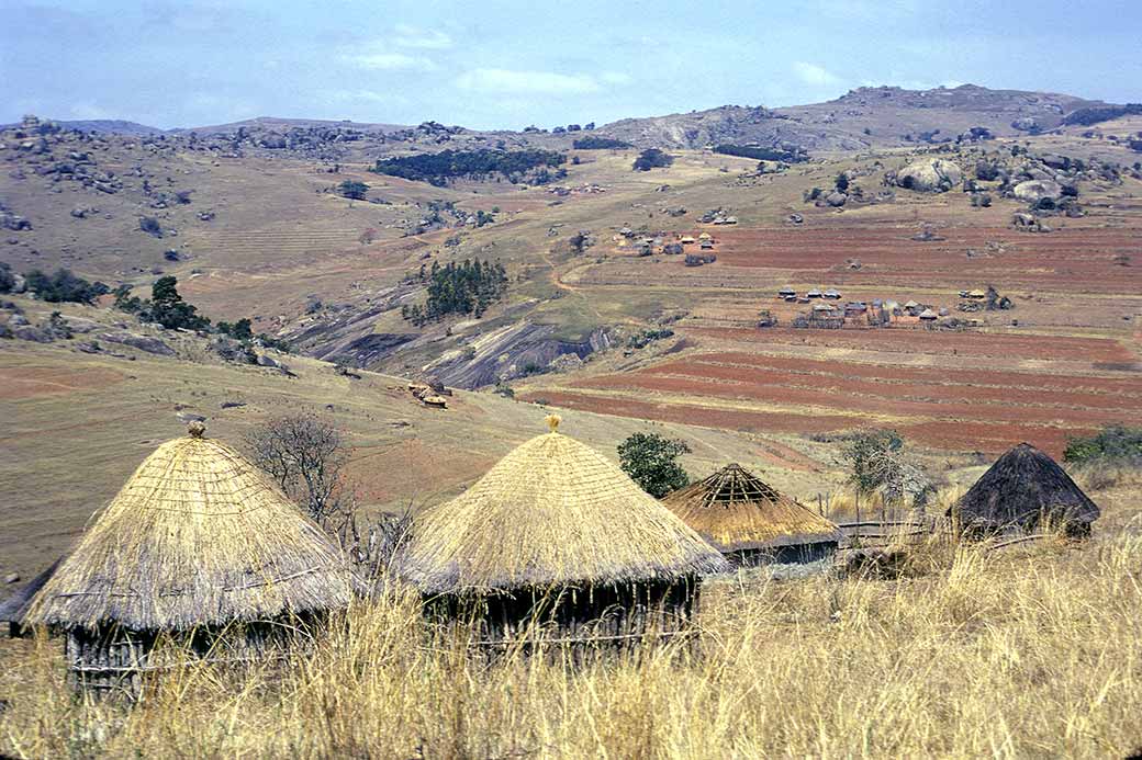 Dlangeni houses