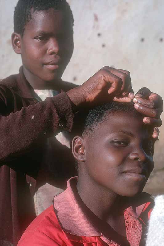 Plaiting hair