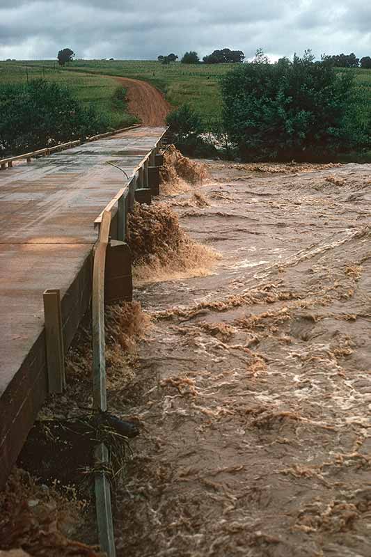 Mkondo river bridge