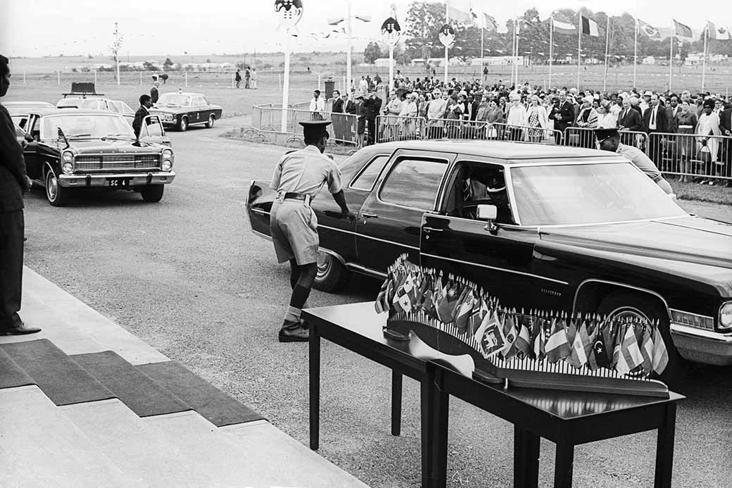 Arrival of the King's car