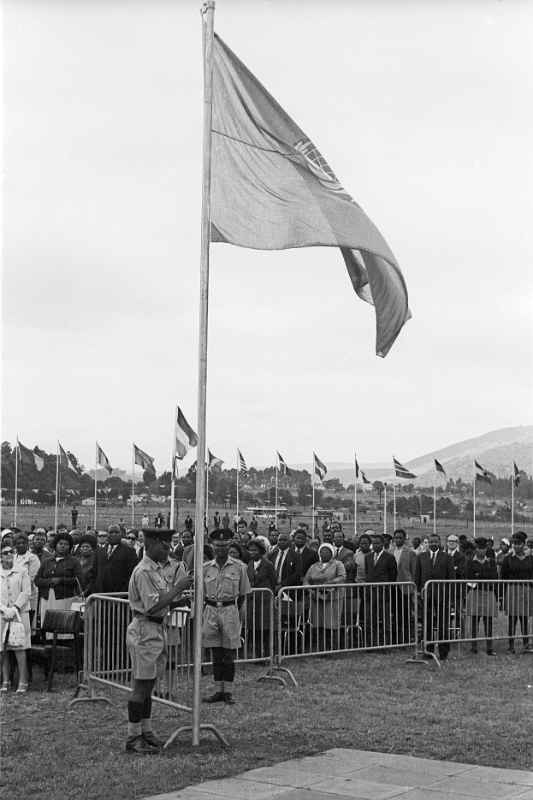 Hoisting the U.N. flag