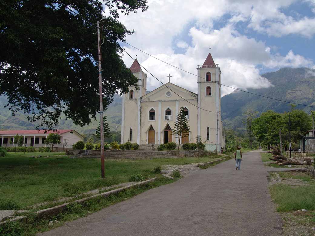 Ainaro church