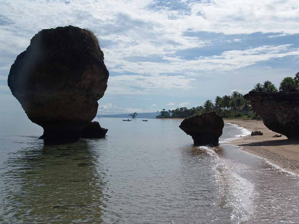 Pantai Wataboo