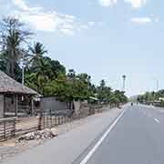 Bitumen road in Tono