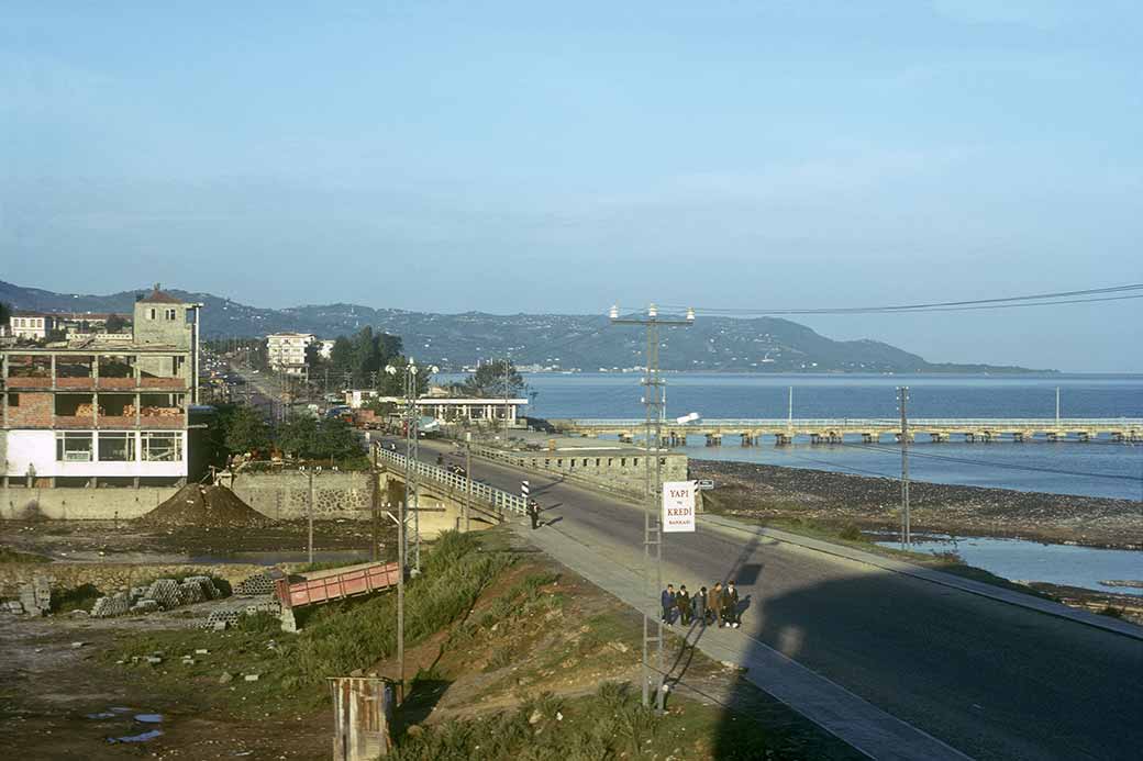 Coastal road, Vakfıkebir