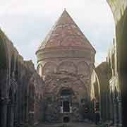 Türbe, Çifte Minareli Medrese