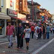 Walking, Saraçlar Caddesi