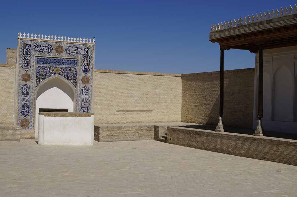 Ark of Bukhara courtyard