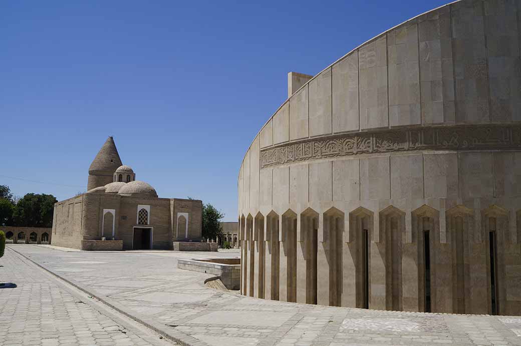 Chashma-Ayub Mausoleum