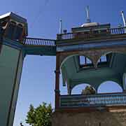 Harem viewing platform