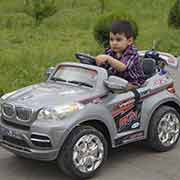 Driving a BMW, Alisher Navoi Park