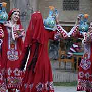 Tajik dancing