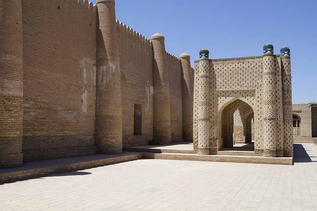 Wall and gate, Nurullaboy Saroyi