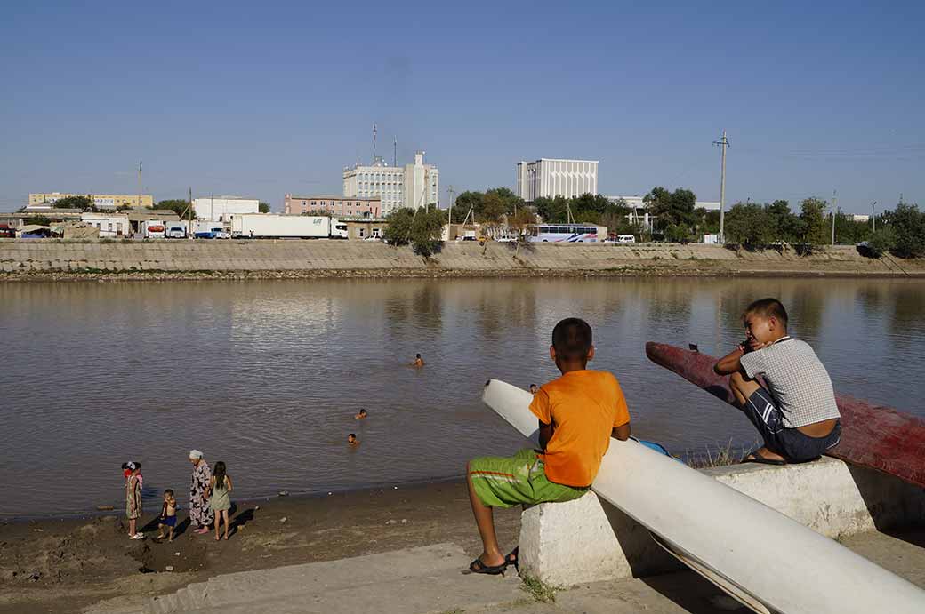 Amu Darya river, Nukus