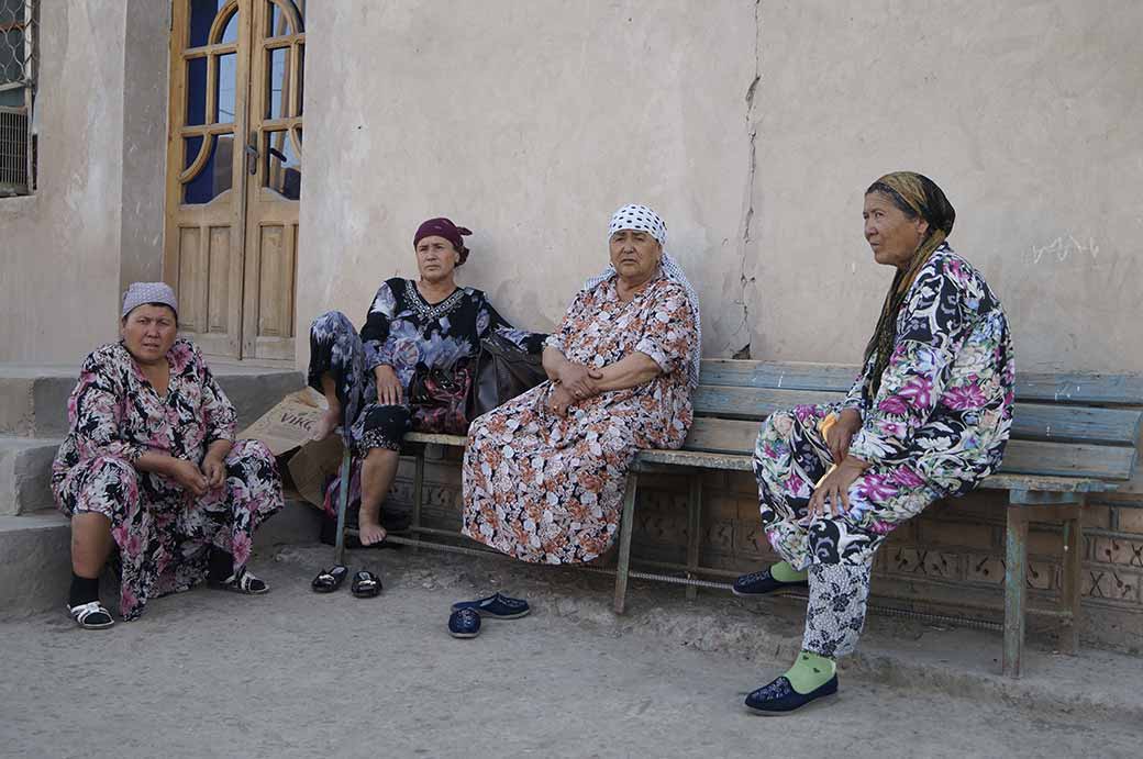 Uzbek women