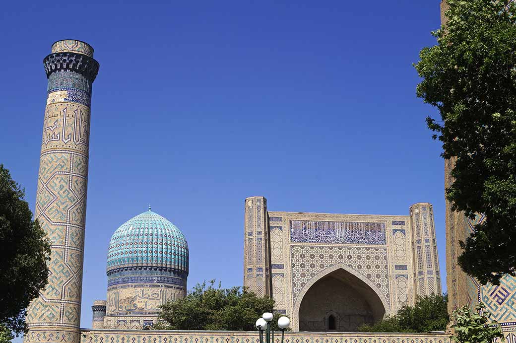 Bibi-Khanym mosque