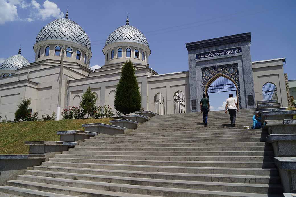 Khoja Akhrar Mosque