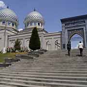 Khoja Akhrar Mosque