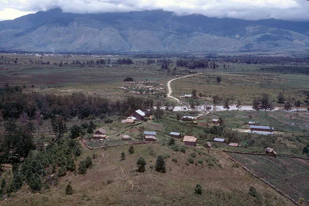 View to Pikhe