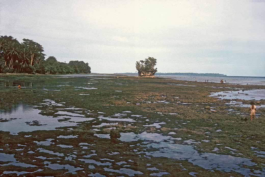 Mokmer beach