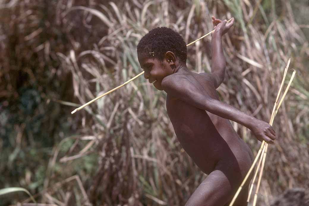 Throwing the reed