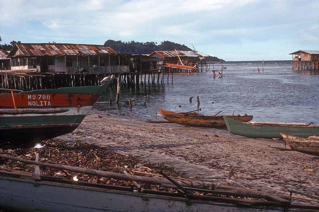 On Hamadi Beach